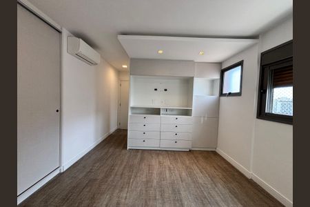 Apartamento para alugar com 73m², 1 quarto e 1 vagaSuíte