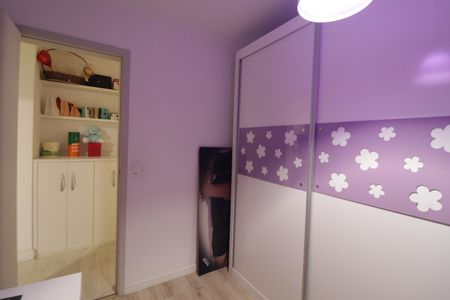 Apartamento à venda com 72m², 3 quartos e 2 vagasQuarto