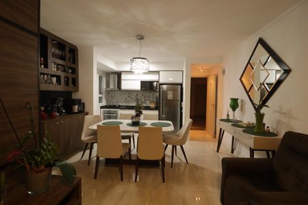 Apartamento à venda com 72m², 3 quartos e 2 vagasSala