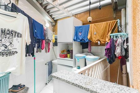 Casa de condomínio para alugar com 88m², 2 quartos e 2 vagas Casa de condomínio para alugar com 88m², 2 quartos e 2 vagasLavanderia