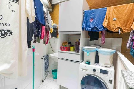 Casa de condomínio para alugar com 88m², 2 quartos e 2 vagas Casa de condomínio para alugar com 88m², 2 quartos e 2 vagasLavanderia