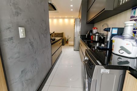 Apartamento para alugar com 74m², 2 quartos e 2 vagas Apartamento para alugar com 74m², 2 quartos e 2 vagasCozinha - Armários