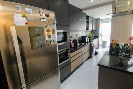 Apartamento para alugar com 74m², 2 quartos e 2 vagas Apartamento para alugar com 74m², 2 quartos e 2 vagasCozinha - Armários