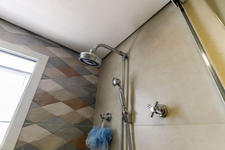 Apartamento para alugar com 74m², 2 quartos e 2 vagas Apartamento para alugar com 74m², 2 quartos e 2 vagasBanheiro da Suíte 2 - chuveiro