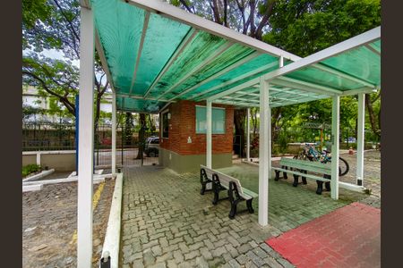 Apartamento à venda com 74m², 2 quartos e 1 vagaFachada e portaria