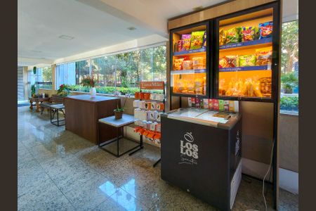 Apartamento à venda com 74m², 2 quartos e 1 vagaMercadinho