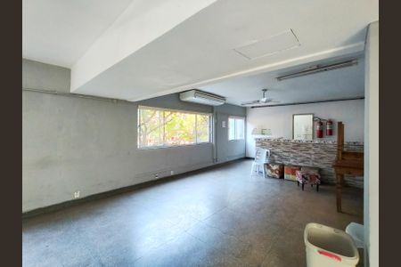 Apartamento à venda com 74m², 2 quartos e 1 vagaÁrea comum - Salão de festas