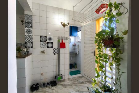 Apartamento à venda com 74m², 2 quartos e 1 vagaÁrea de Serviço