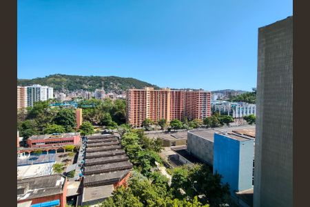 Apartamento à venda com 74m², 2 quartos e 1 vagaVista da Sala