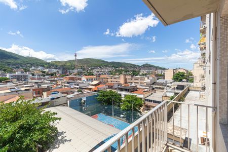 Sala de apartamento para alugar com 2 quartos, 75m² em Praça Seca, Rio de Janeiro