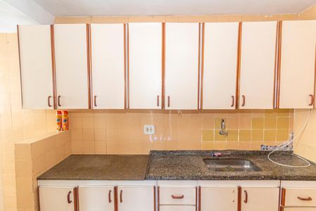 Apartamento para alugar com 75m², 2 quartos e 1 vagaCozinha e Área de Serviço