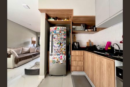 Casa de condomínio à venda com 85m², 2 quartos e 2 vagas Casa de condomínio à venda com 85m², 2 quartos e 2 vagasCozinha