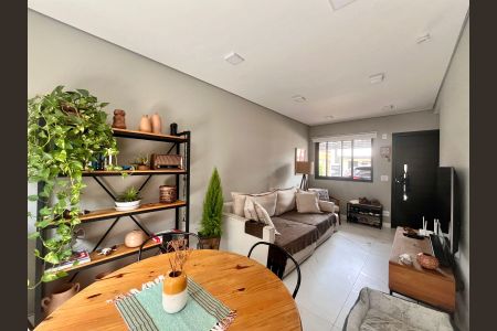 Sala de casa de condomínio à venda com 2 quartos, 85m² em Parque Taquaral, Campinas