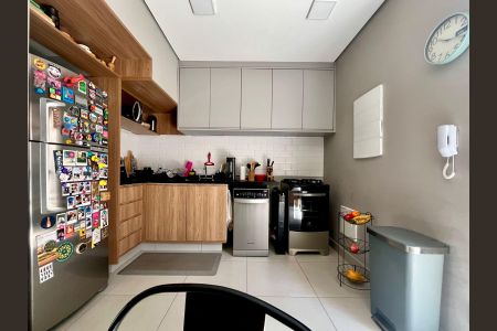 Casa de condomínio à venda com 85m², 2 quartos e 2 vagas Casa de condomínio à venda com 85m², 2 quartos e 2 vagasCozinha