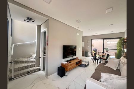 Casa de condomínio à venda com 85m², 2 quartos e 2 vagas Casa de condomínio à venda com 85m², 2 quartos e 2 vagasSala