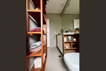 Casa de condomínio à venda com 85m², 2 quartos e 2 vagas Casa de condomínio à venda com 85m², 2 quartos e 2 vagasBanheiro da Suíte 1