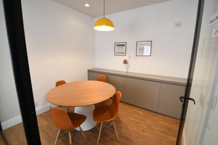 Casa de condomínio à venda com 85m², 2 quartos e 2 vagasCoworking