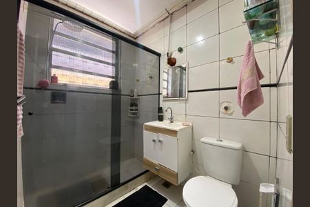 Casa à venda com 100m², 3 quartos e sem vaga Casa à venda com 100m², 3 quartos e sem vagaBanheiro