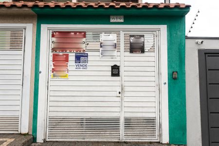 Casa à venda com 140m², 3 quartos e 2 vagasplaca EUBO-441