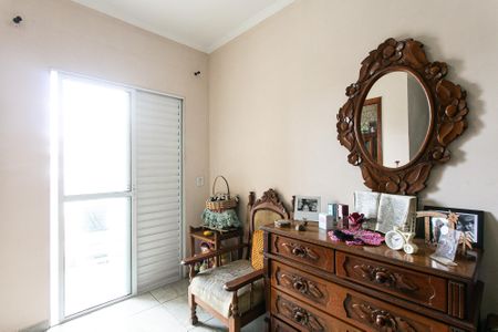 Casa à venda com 140m², 3 quartos e 2 vagasSuíte