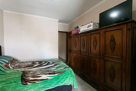 Casa à venda com 140m², 3 quartos e 2 vagasSuíte