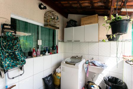 Casa à venda com 140m², 3 quartos e 2 vagasÁrea de Serviço