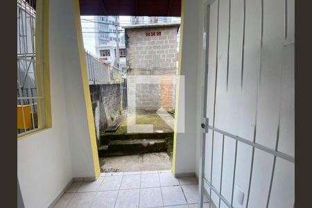 Casa para alugar com 82m², 2 quartos e 1 vagaÁrea de serviço