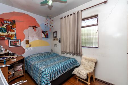 Casa à venda com 574m², 8 quartos e 8 vagas Casa à venda com 574m², 8 quartos e 8 vagasQuarto 2