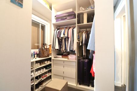 Apartamento para alugar com 87m², 3 quartos e 2 vagasCloset da suíte