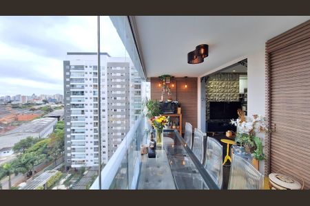 Apartamento para alugar com 87m², 3 quartos e 2 vagasVaranda