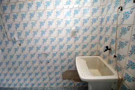 Apartamento à venda com 46m², 2 quartos e sem vagaCozinha e Área de Serviço