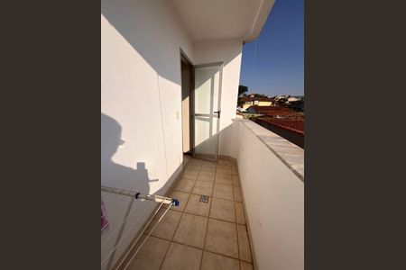 Apartamento à venda com 115m², 2 quartos e 1 vagaVaranda