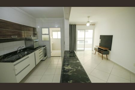 Cozinha de apartamento para alugar com 2 quartos, 95m² em Canto do Forte, Praia Grande
