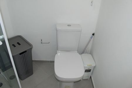 Banheiro de kitnet/studio à venda com 1 quarto, 39m² em Sé, São Paulo