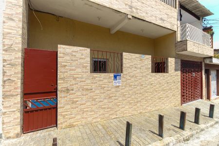 Casa para alugar com 45m², 2 quartos e sem vagaFachada