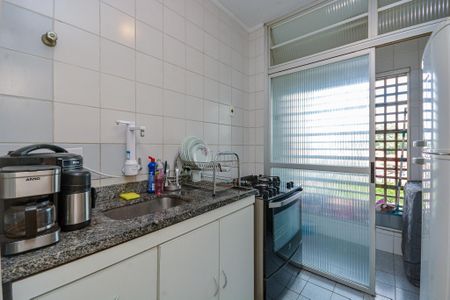Apartamento à venda com 58m², 2 quartos e 1 vagaCozinha
