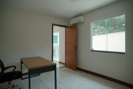 Casa à venda com 247m², 4 quartos e 2 vagasQuarto 1