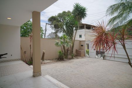 Casa à venda com 247m², 4 quartos e 2 vagasVaranda da Sala