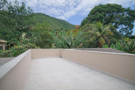 Casa à venda com 247m², 4 quartos e 2 vagasVaranda do Quarto 4