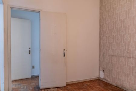 Casa à venda com 210m², 5 quartos e 4 vagas Casa à venda com 210m², 5 quartos e 4 vagasSuíte