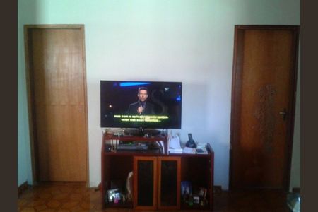 Casa à venda com 3 quartos, 153m² em Vila Santo Estefano, São Paulo