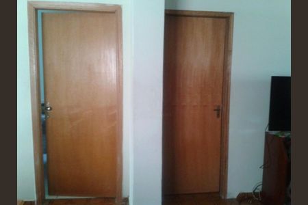 Casa à venda com 3 quartos, 153m² em Vila Santo Estefano, São Paulo