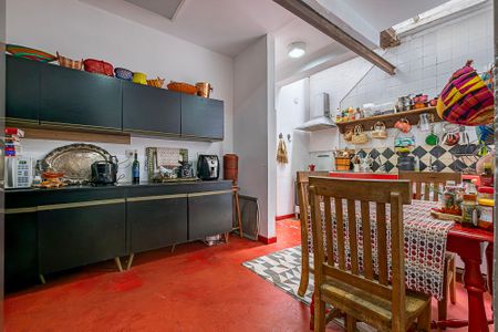 Casa à venda com 180m², 4 quartos e sem vagaCozinha