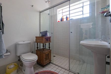 Casa à venda com 180m², 4 quartos e sem vagaBanheiro Social 1