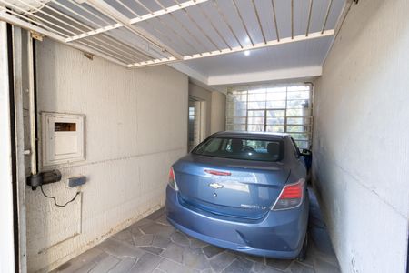 Casa à venda com 298m², 4 quartos e 3 vagas Casa à venda com 298m², 4 quartos e 3 vagasGaragem