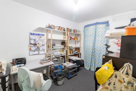 Casa à venda com 298m², 4 quartos e 3 vagas Casa à venda com 298m², 4 quartos e 3 vagasQuarto 2