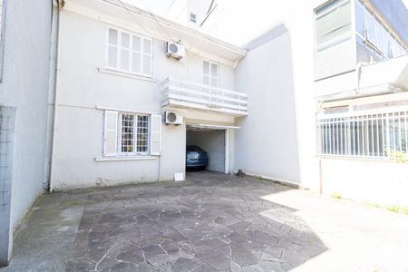 Casa à venda com 298m², 4 quartos e 3 vagas Casa à venda com 298m², 4 quartos e 3 vagasJardim