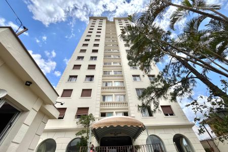 Apartamento à venda com 70m², 2 quartos e sem vaga Apartamento à venda com 70m², 2 quartos e sem vagaFachada