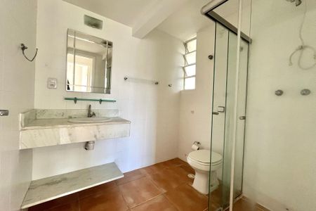 Apartamento à venda com 70m², 2 quartos e sem vaga Apartamento à venda com 70m², 2 quartos e sem vagaBanheiro