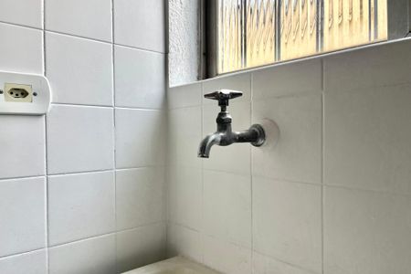 Apartamento à venda com 70m², 2 quartos e sem vaga Apartamento à venda com 70m², 2 quartos e sem vagaÁrea de Serviço